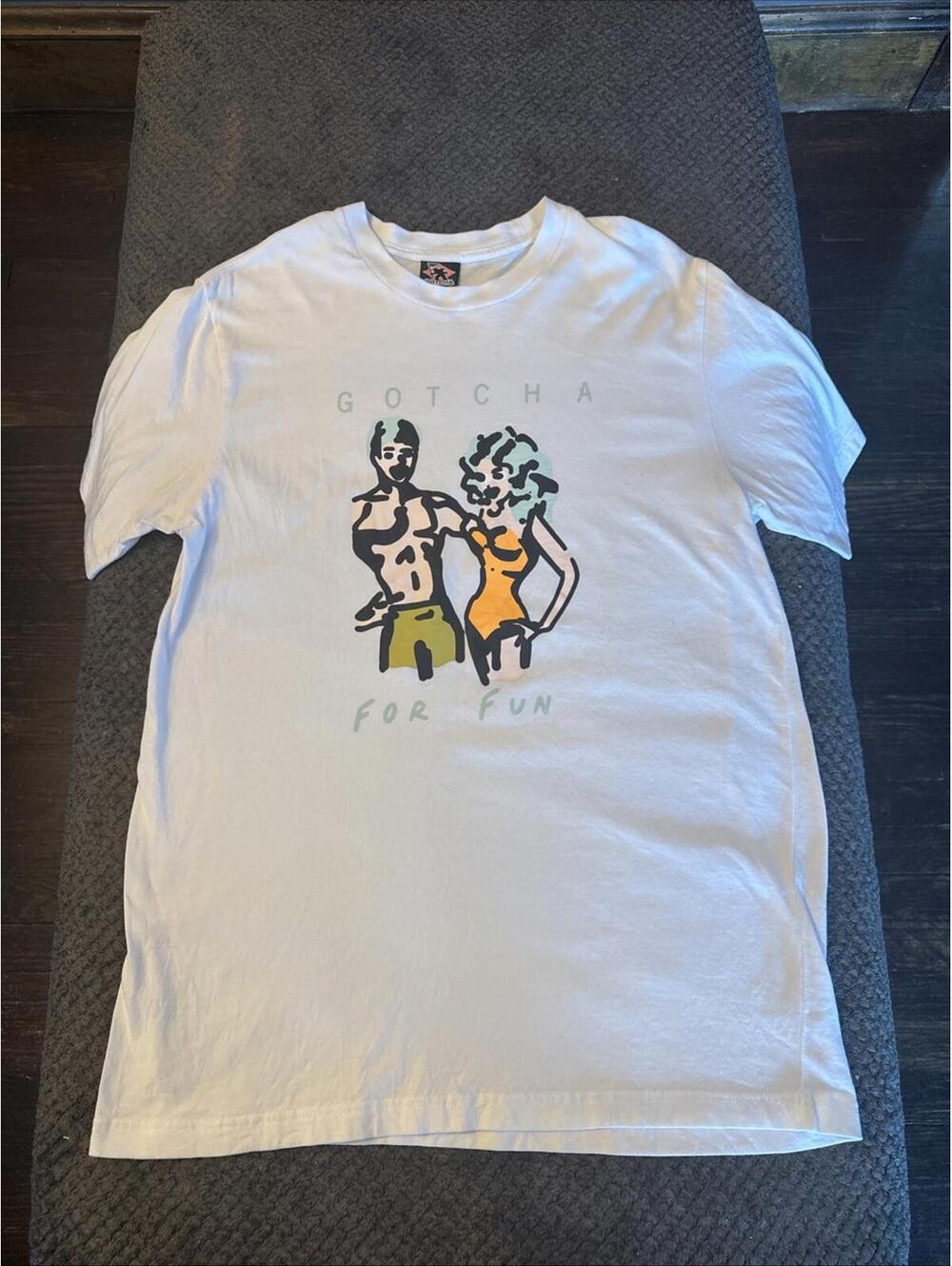 Vintage Gotcha Single Stitch Men's Medium T-Shirt White Surf Beach 1990s y2k
